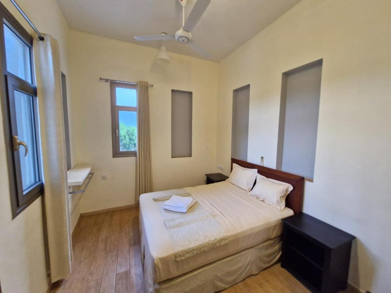 ホテル Royal Point Arugambay アルガムベイ 部屋 写真