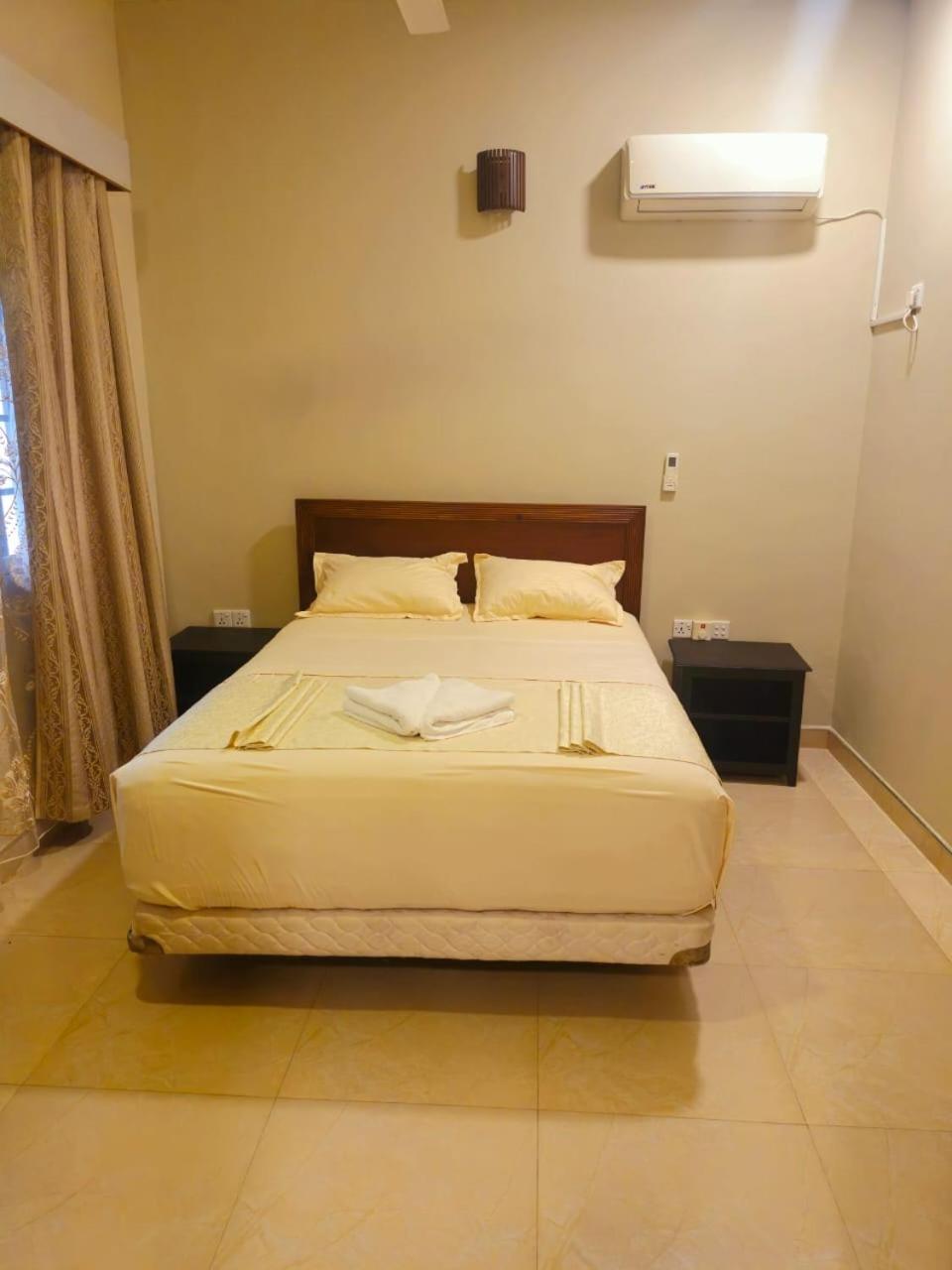 ホテル Royal Point Arugambay アルガムベイ 部屋 写真